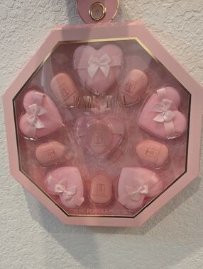 Pink Heart Powder Puff Set -‎ 12 Pc